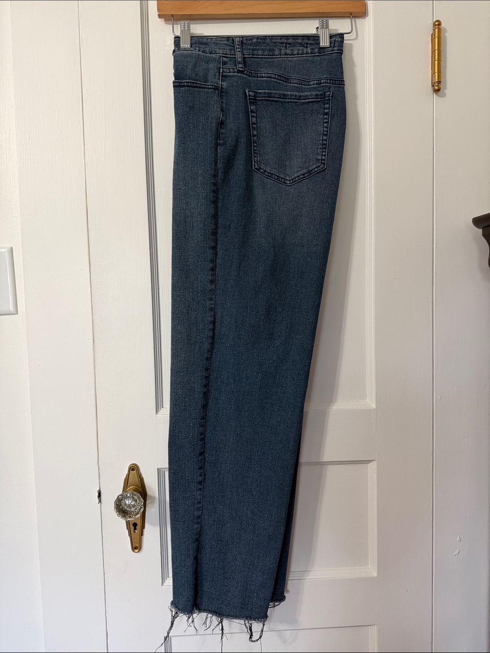 High-Rise Straight Jeans in Dark Gray Wash